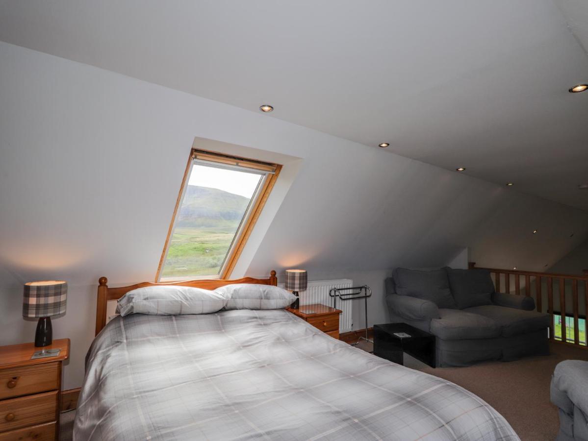 Ridge End Cottage Kilmaluag Bagian luar foto