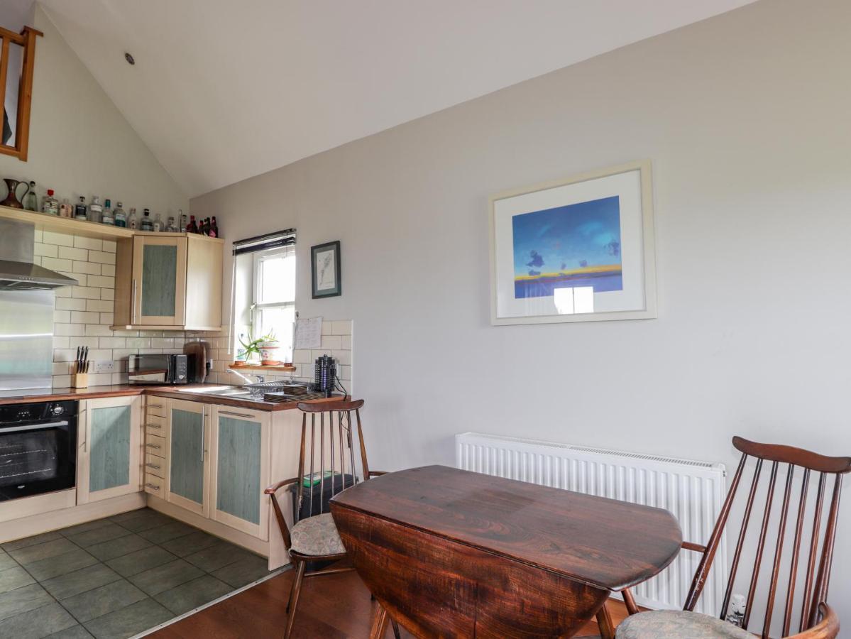 Ridge End Cottage Kilmaluag Bagian luar foto