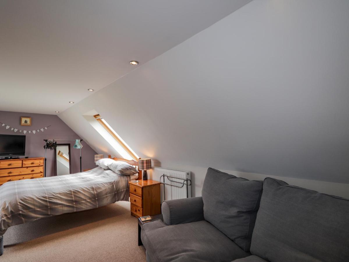Ridge End Cottage Kilmaluag Bagian luar foto